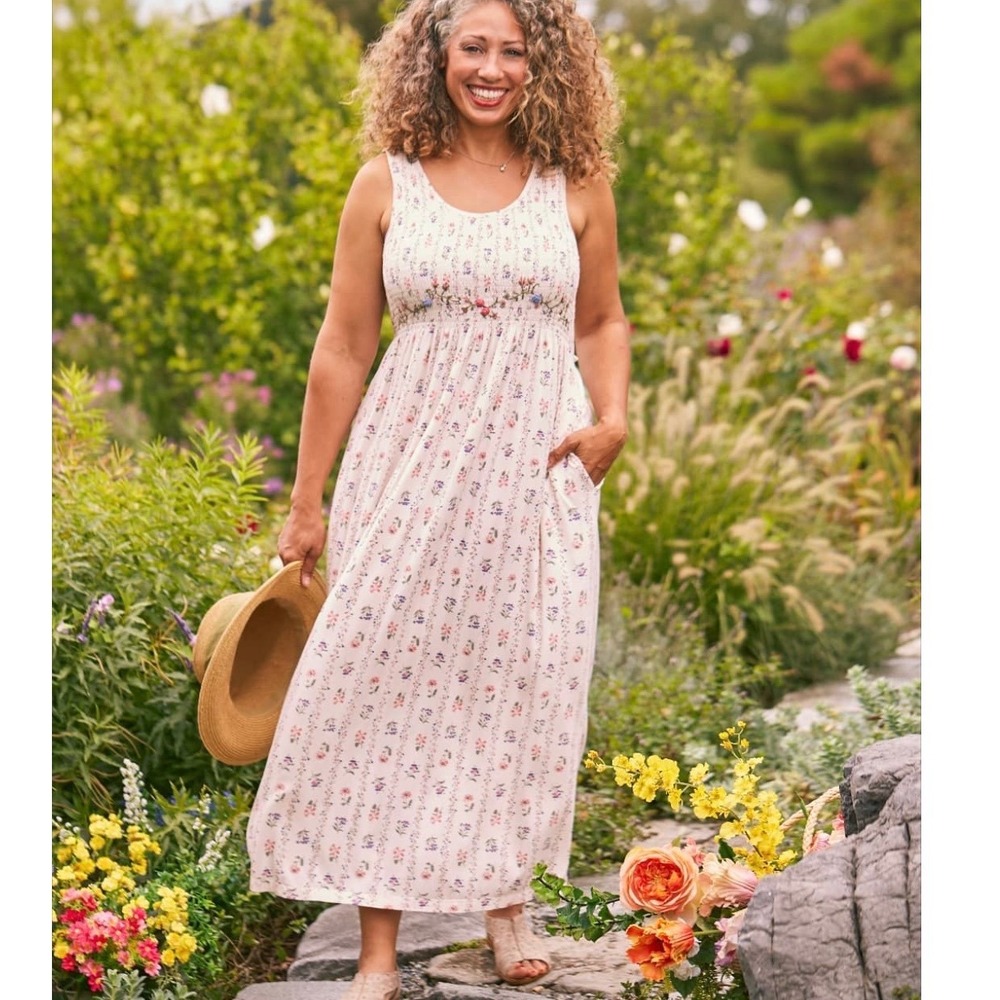 April Cornell Margaret Jersey Dress Soft White Floral Smocked Maxi Pockets L NEW